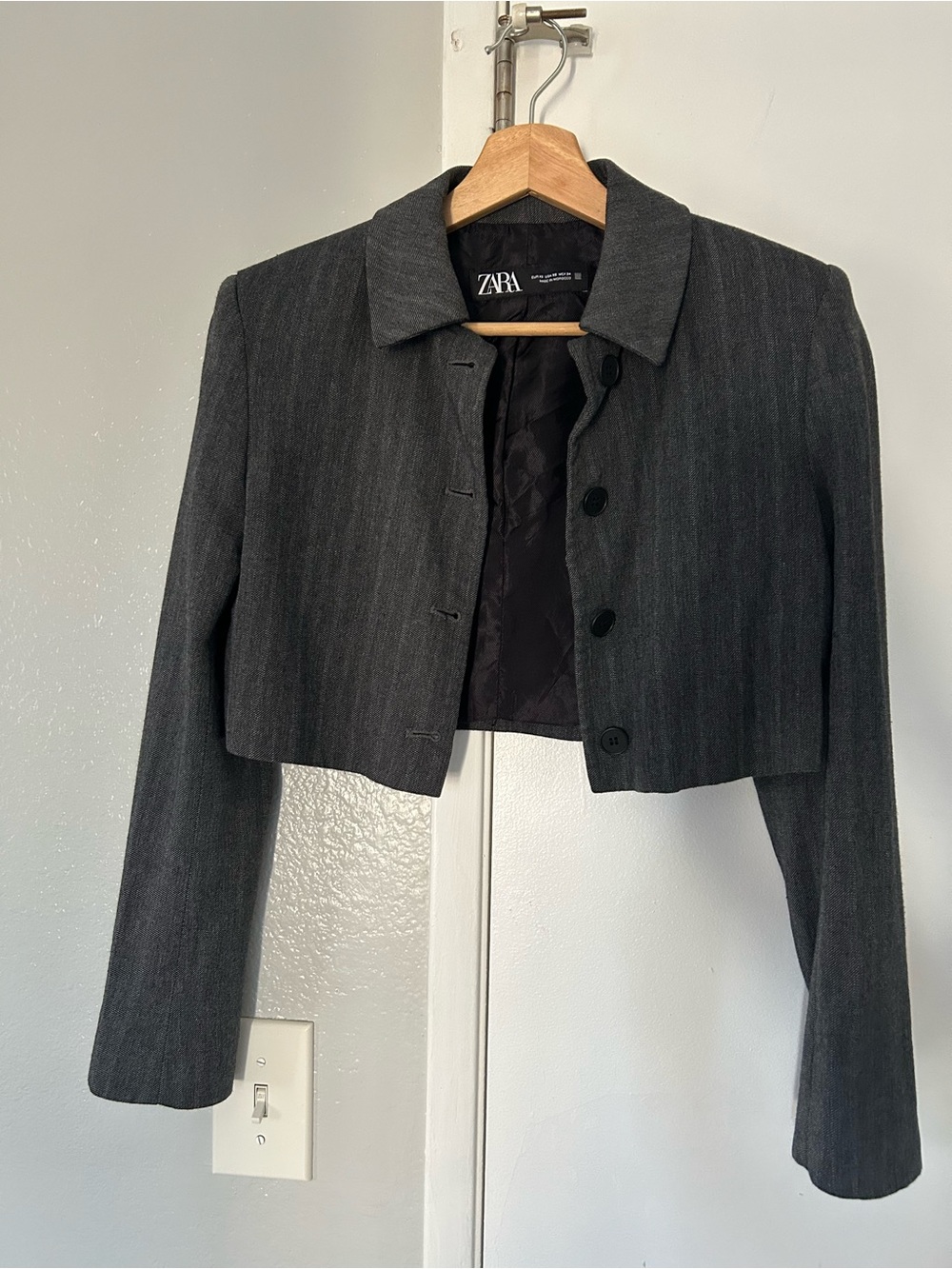 ZARA Cropped Charcoal Gray Blazer Jacket